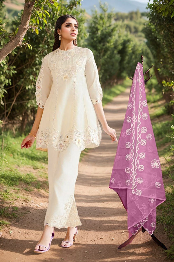 Readymade Short Cream Pakistani Salwar Kameez Viscose With Organza Dupatta