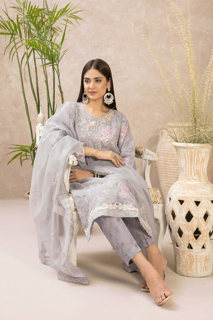 Digital Printed Readymade Light Grey Pakistani Salwar Kameez With Beautiful Embroidery Dupatta Work 4