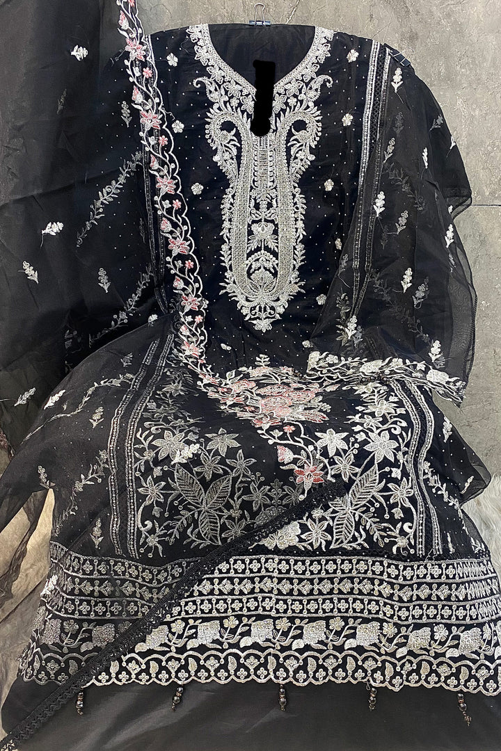 Pakistani Heavy Organza Black Salwar Kameez With Khatli Work & Organza Dupatta