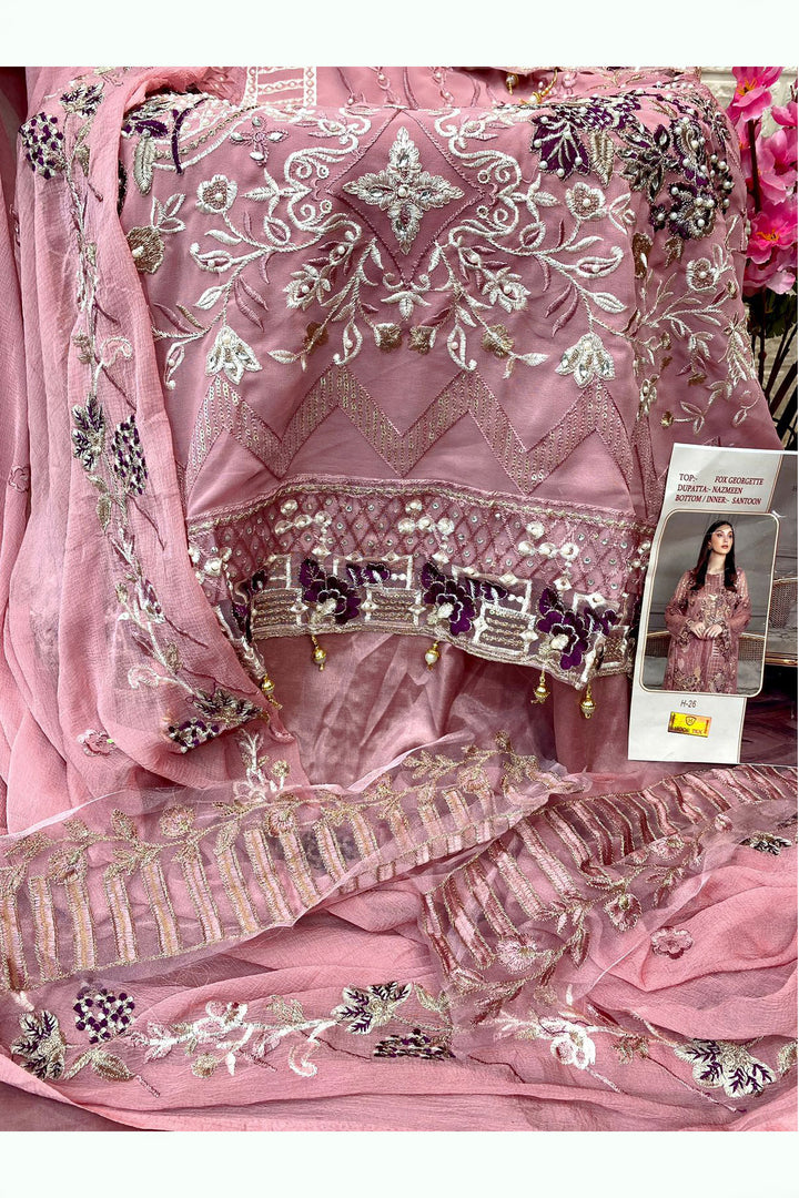 Dusty Pink pakistani Suit With Heavy Work Dupatta 2